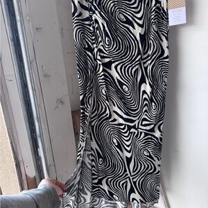 Urban Outfitters Black and Cream Swirl Maxi Skirt